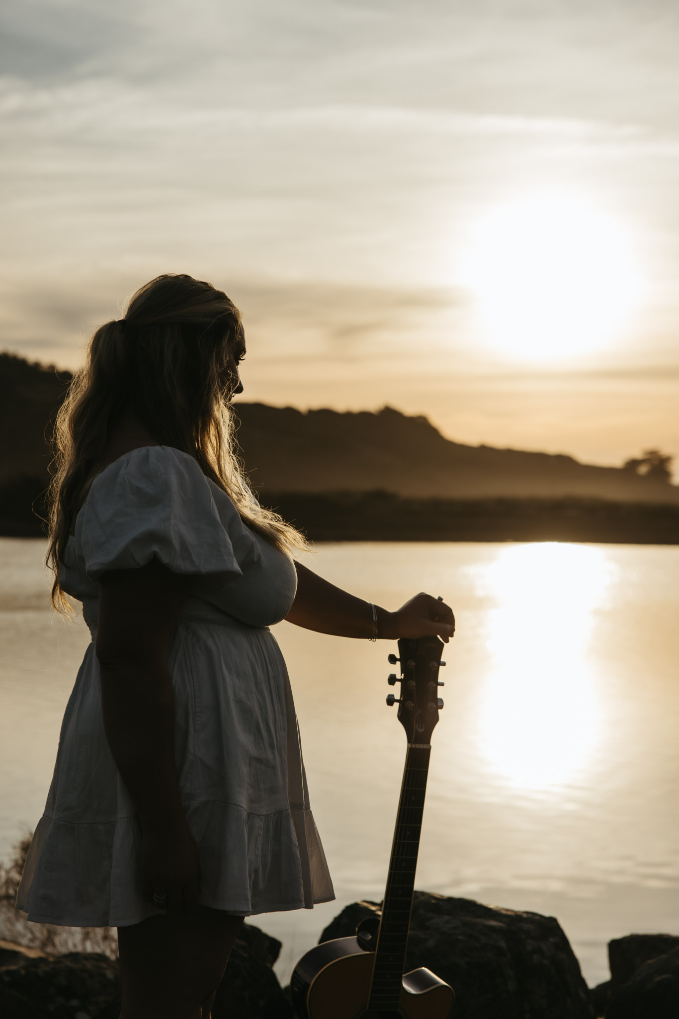 Sunny Mitchell with guitar